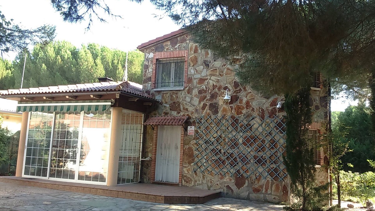 Traspinedo Cottage | THE OLIVES. ROMANTIC RURAL HOUSE VALLADOLID PINARES. COMPLETE HOUSE 8 SEATS