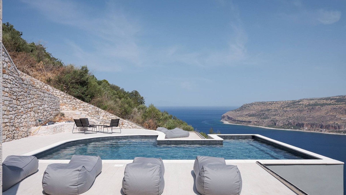Areopoli Villa | The One Limeni
