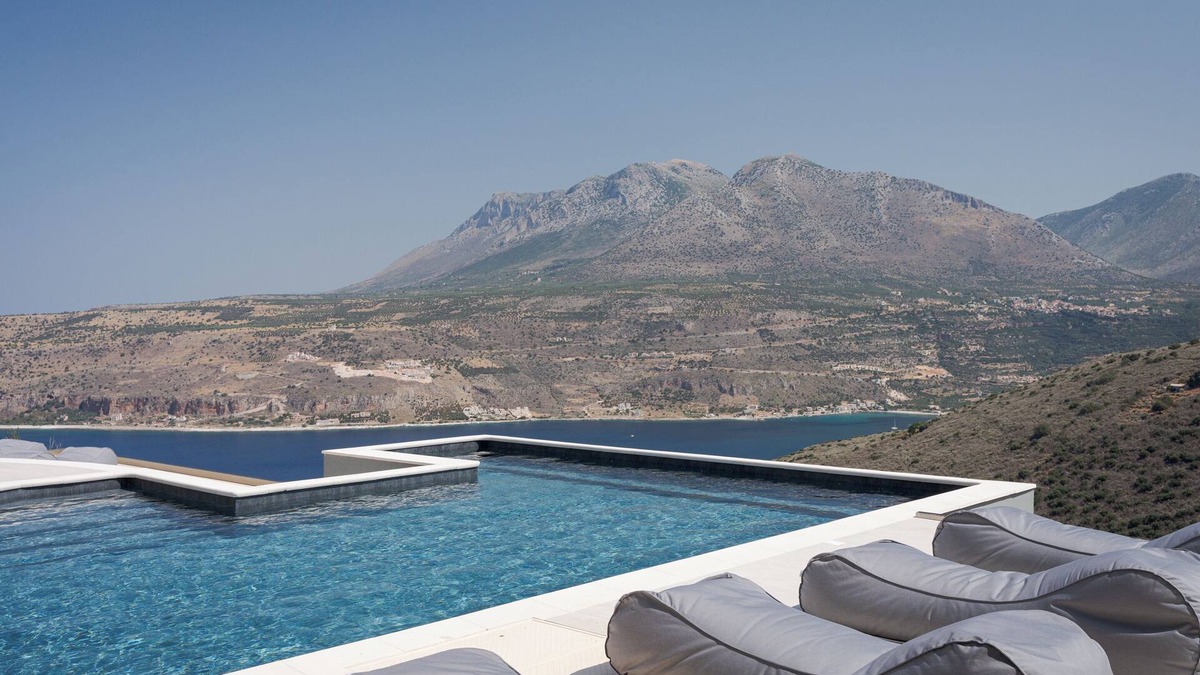 Areopoli Apartment | The One Limeni Residence Three, The One Limeni