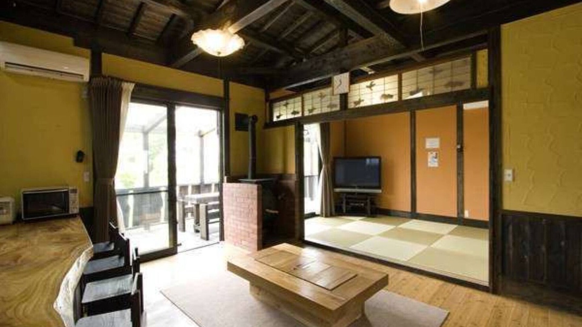 Kurokawa Onsen Cottage | The openair bath comes with a vat bath and an ind/Aso-gun Kumamoto