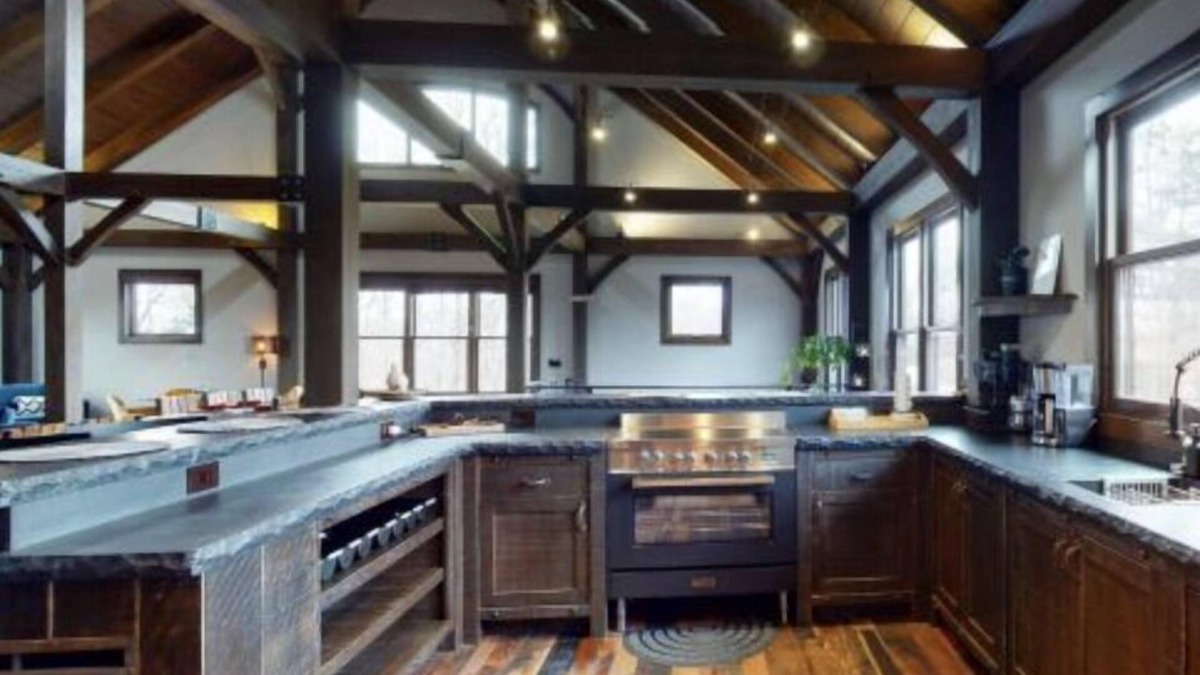 Woodfin House | The Opulent Barn Farmstay an unforgettable Asheville farm experience with breathtaking scenery