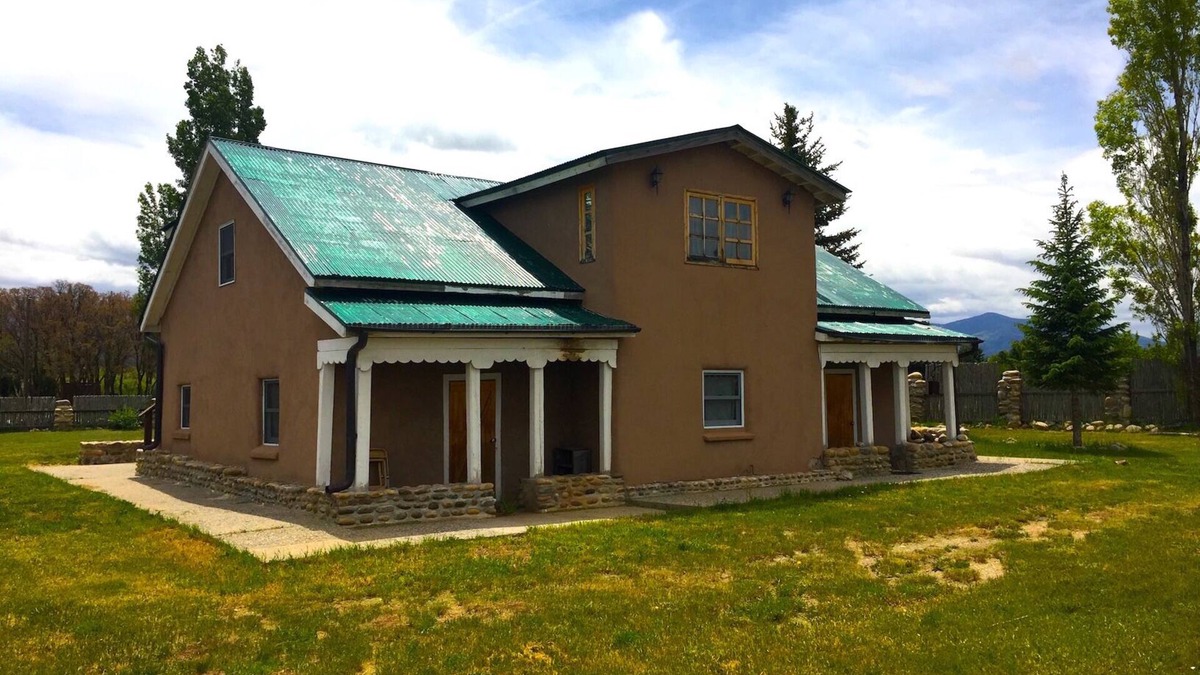 Truchas House | The Opus House - Peaceful serenity along the highway to the Taos Scenic Byway