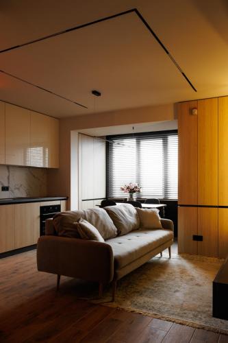 Chisinau Apartment | The Orange Nest
