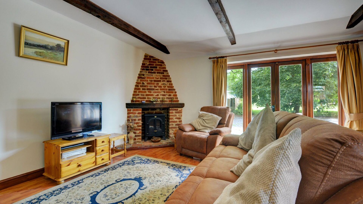 Foxley House | The Orchard - Two Bedroom House, Sleeps 4