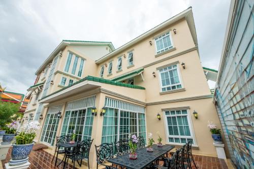 Wat Sam Phraya Resort | The Orchid House 153