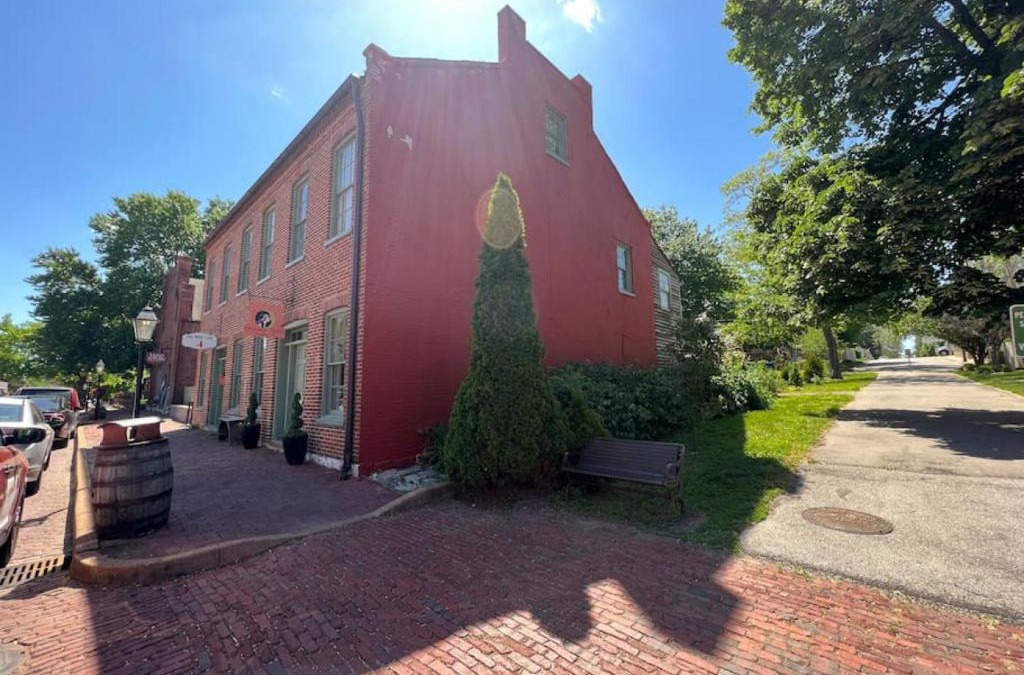 St. Charles House | The Original Custom House!