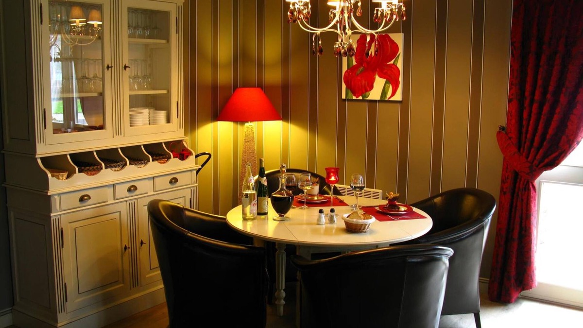 Bruay-la-Buissiere Hotel | The Originals City, Le Cottage Hôtel