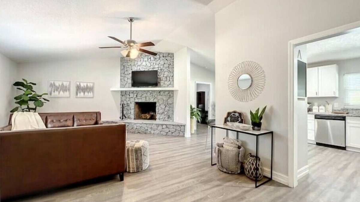 Azalea Park House | The Orlando Retreat.nn