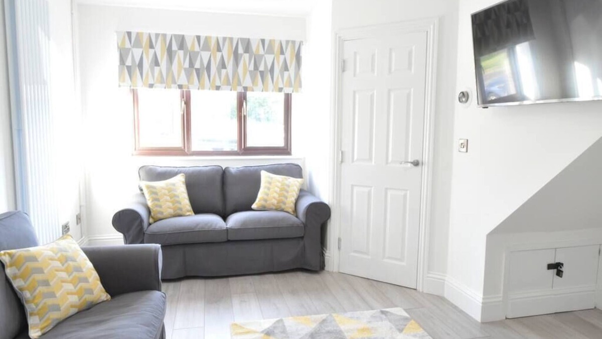 Linton House | The Osprey - Newly Renovated House