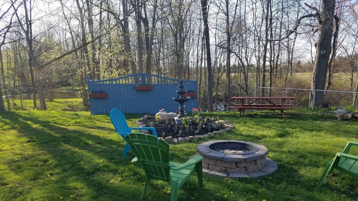 Hamlin House | The Outback Guest Camper