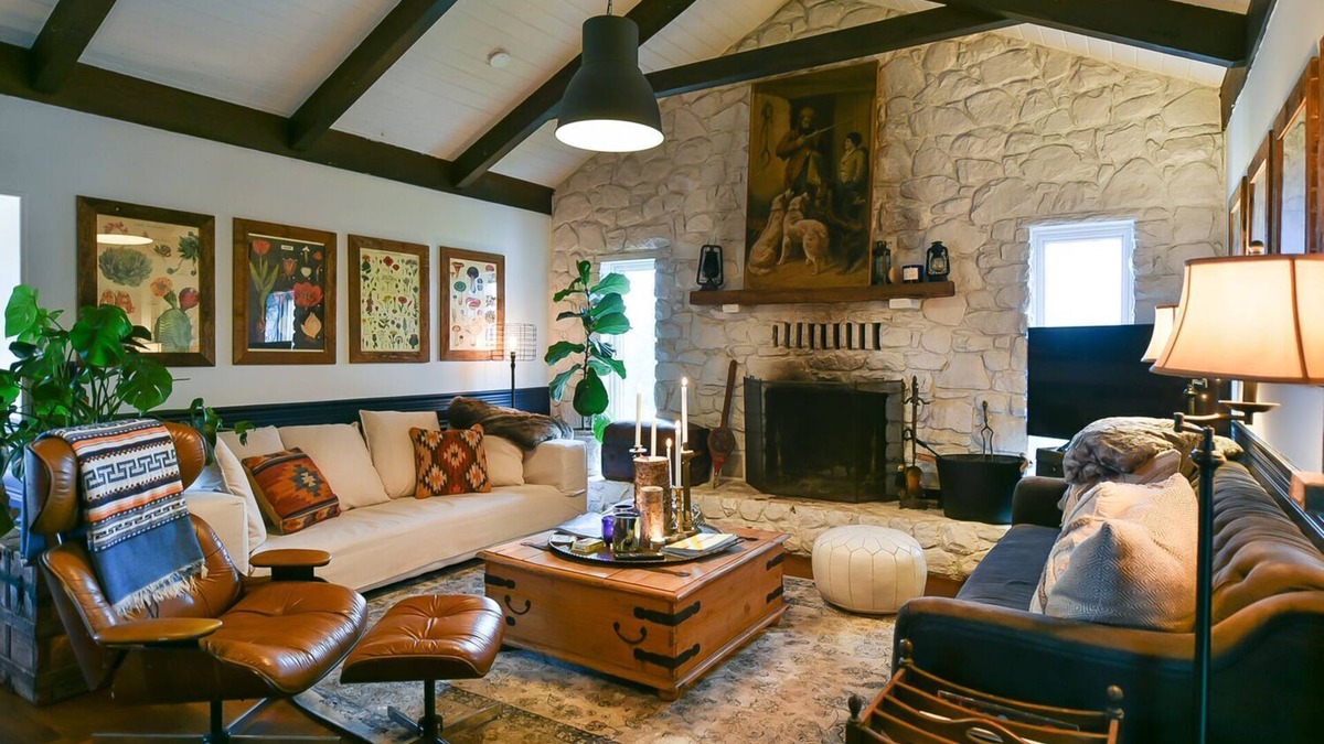 Berryville House | The Outpost: A Rustic Respite in the Shenandoah Valley 4 Bikes For Use Tesla Ch