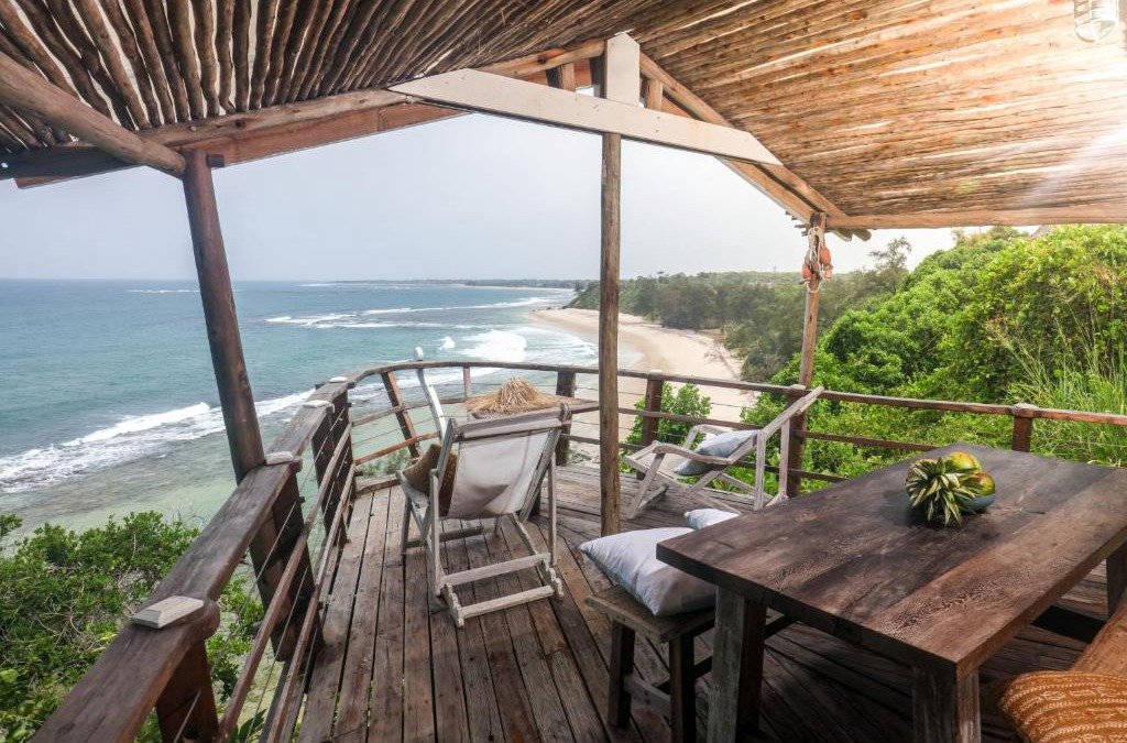 Kigamboni Resort | The Overhang
