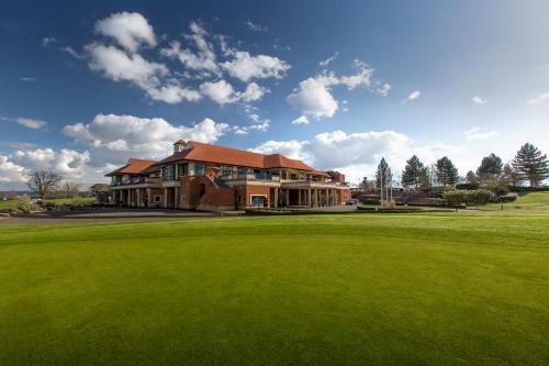 Thame Hotel | The Oxfordshire Golf & Spa Hotel