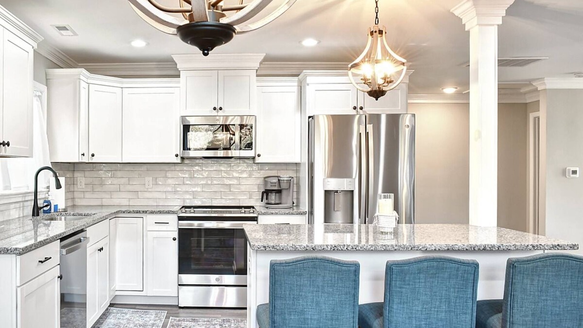 Weems House | The Oyster Tongs "Private Coastal Retreat"