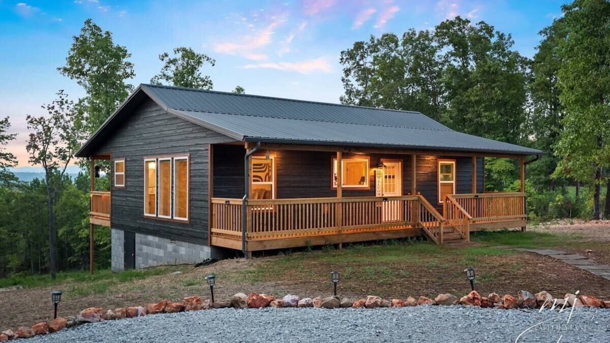 Jasper House | The OZ Oasis Cabin @ Buffalo River- Stunning Views