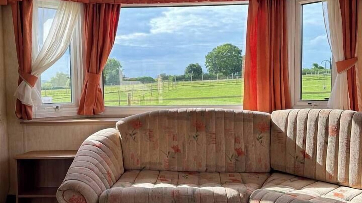 Stockbridge House | The Paddock View @ Danebury