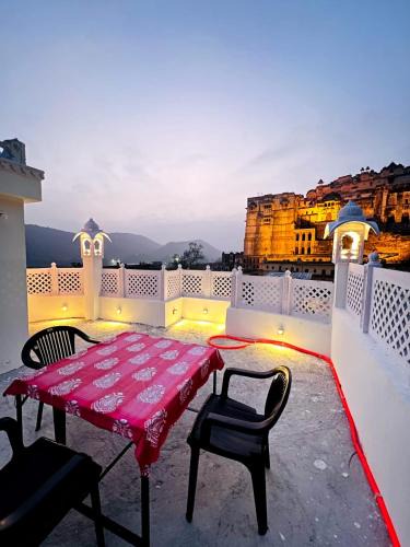 Bundi House | The Palace View Homestay & Restaurant