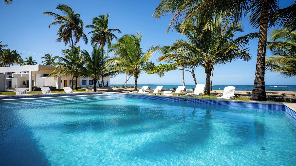 Matancitas Hotel | The Palm Bay Club Lodge