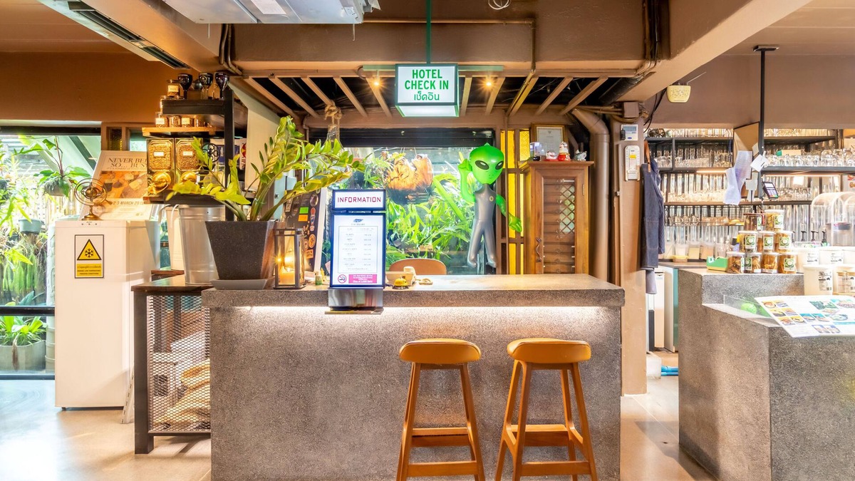 Phutthamonthon Hotel | The Palm Hotel
