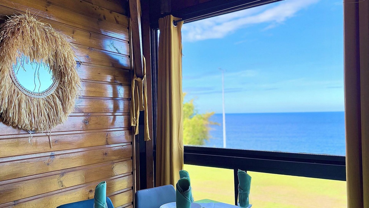 Sainte-Rose Hotel | The Palm Trees Restaurant and Rooms