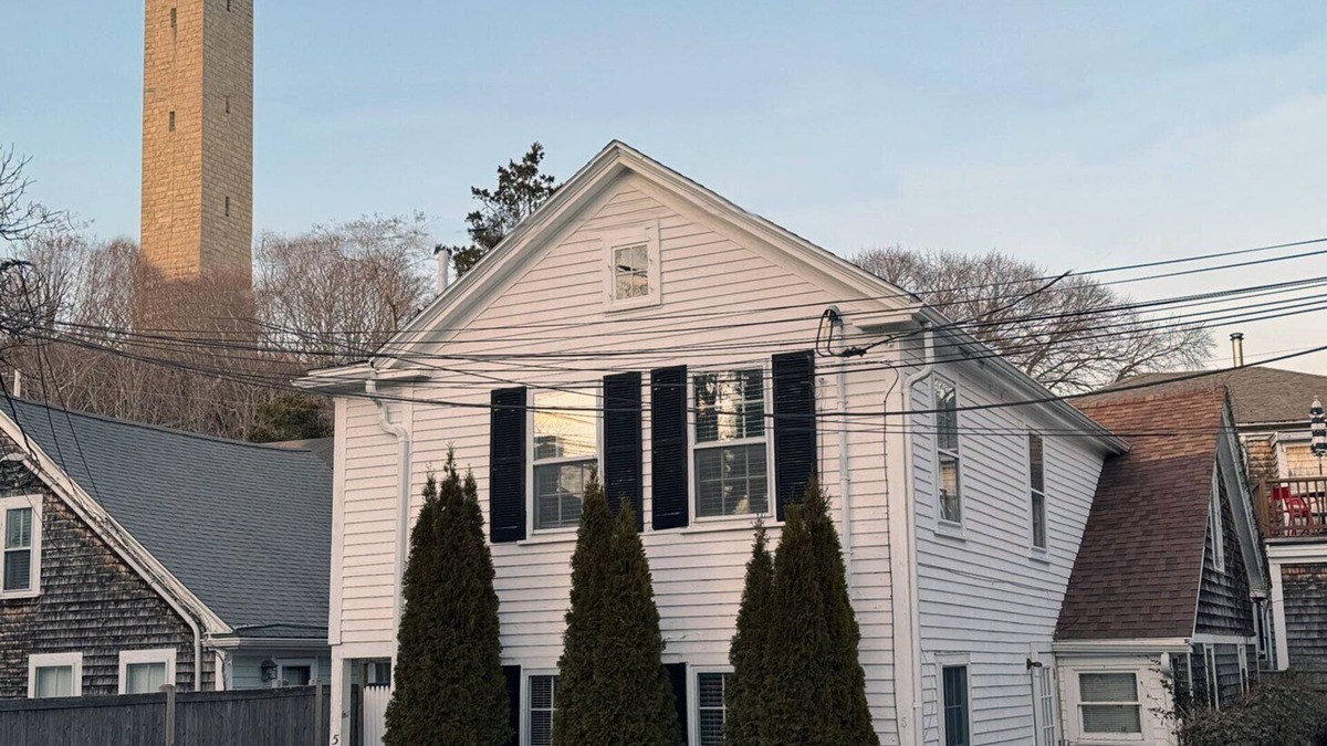 Provincetown House | The Palmer House - A Historic 2 Bedroom Experience in the Heart of Provincetown