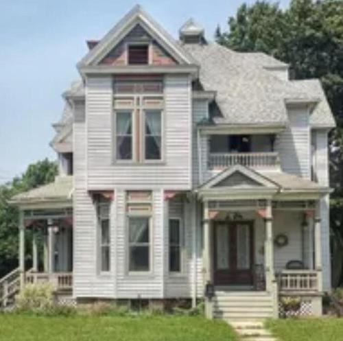 Bath Bed & Breakfast | The Parker House Bed and Breakfast
