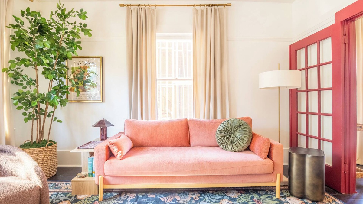 Downtown Sacramento House | The Parlor House @ Mansion Flats