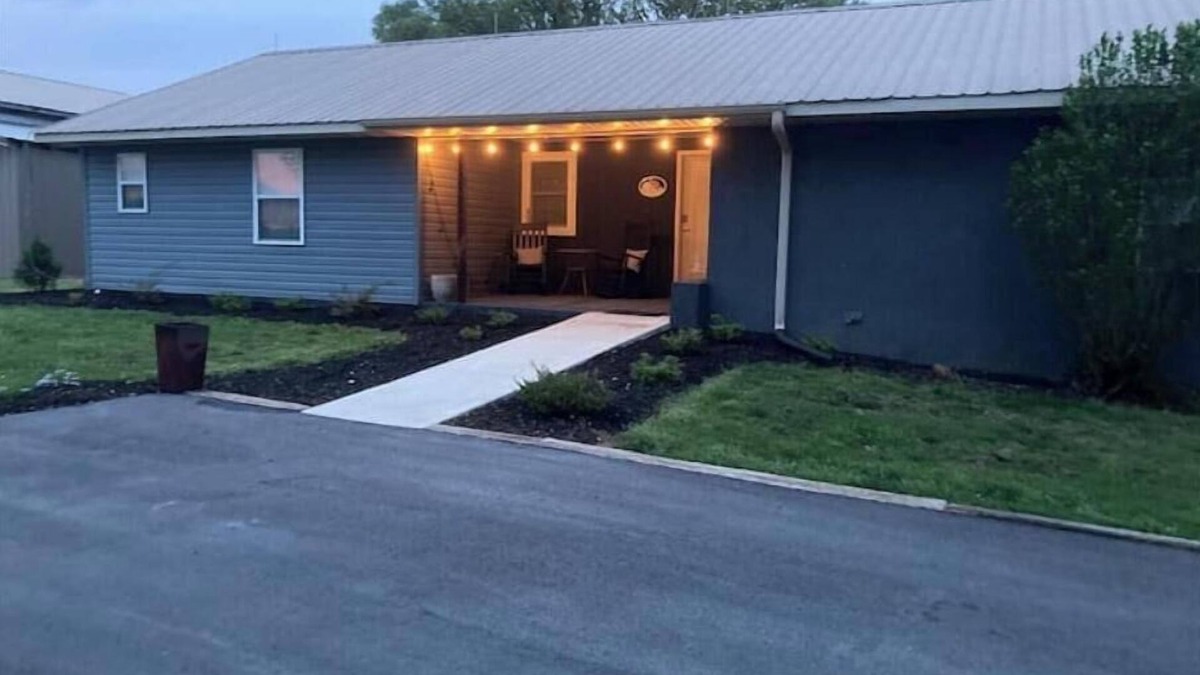 Abbeville Apartment | The Parlor Two~ Renovated milking Parlor on a working farm with cows and horses~