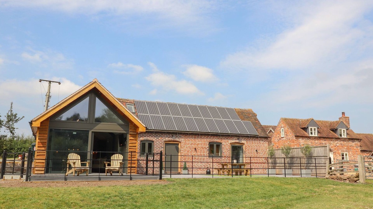 High Ercall Cottage | THE PARLOUR, pet friendly, character holiday cottage in Crudgington