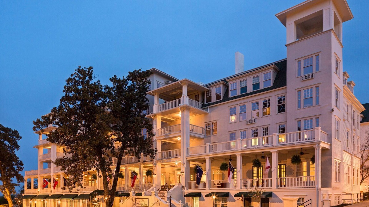 Summerville Hotel | The Partridge Inn Augusta, Curio Collection by Hilton