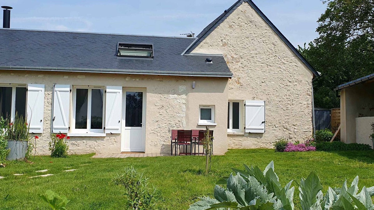 Veigne House | The peacock of the day in Touraine