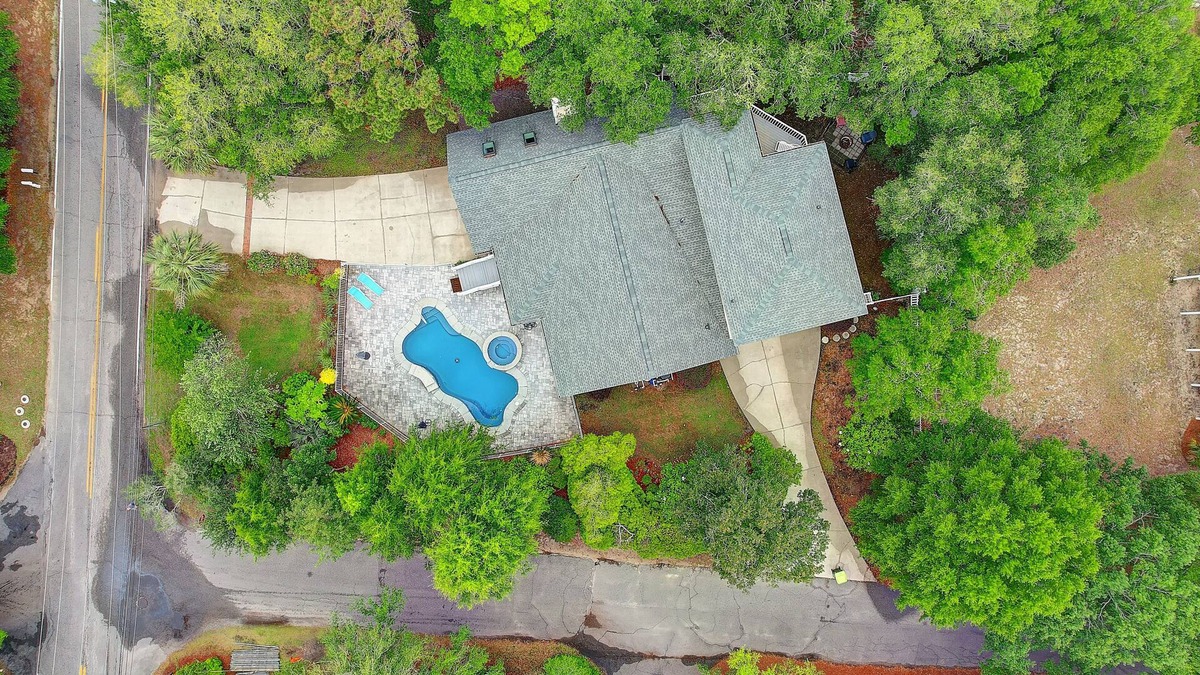 North Litchfield Beach House | The Pearl 5 Bedrooms
