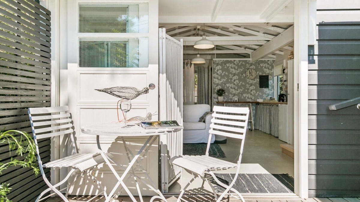 Pretty Beach Central Coast House | 'The Pelicans Nest' by Accom Holidays