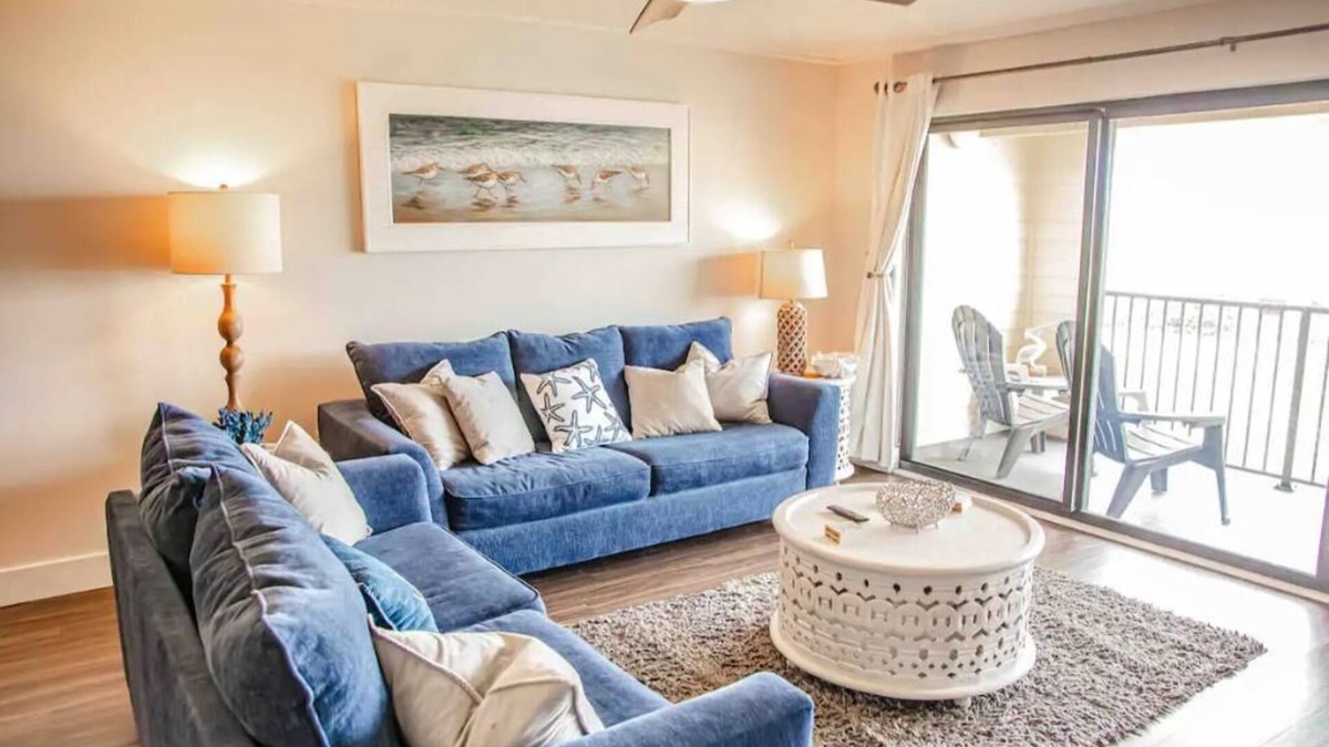 Villa Sabine House | The Pensacola Oasis! Newly Renovated/Amazing Beach & Sunsets!