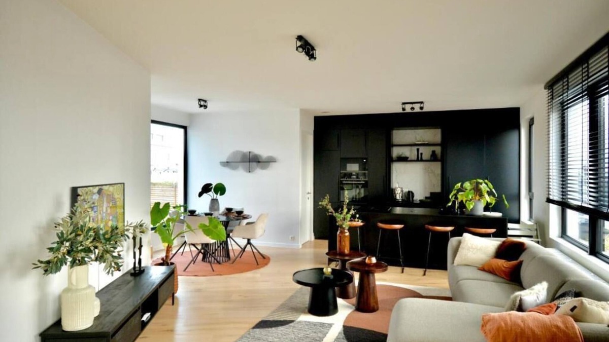 Brederode Condo | The Penthouse, Oasis of Light and Inspiration