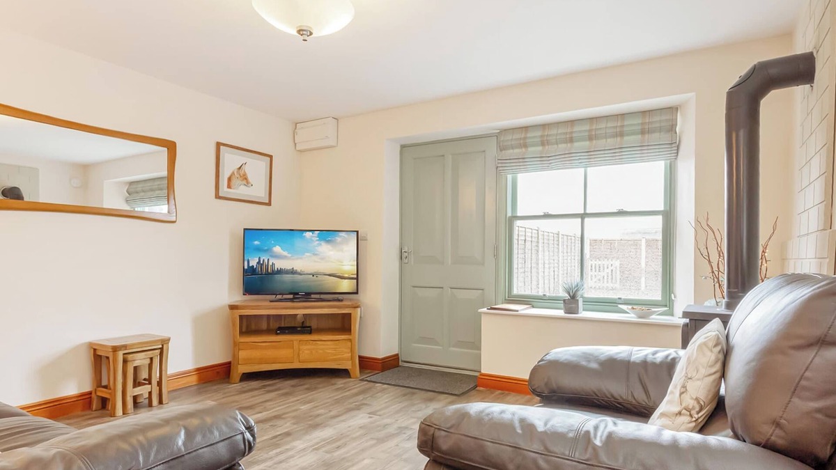 Silverdale Cottage | The Pepperpot - UK49156