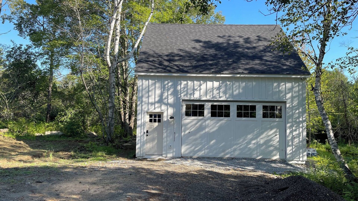 Tenants Harbor House | The Perch - A cozy cottage minutes from Tenants Harbor, with water access!