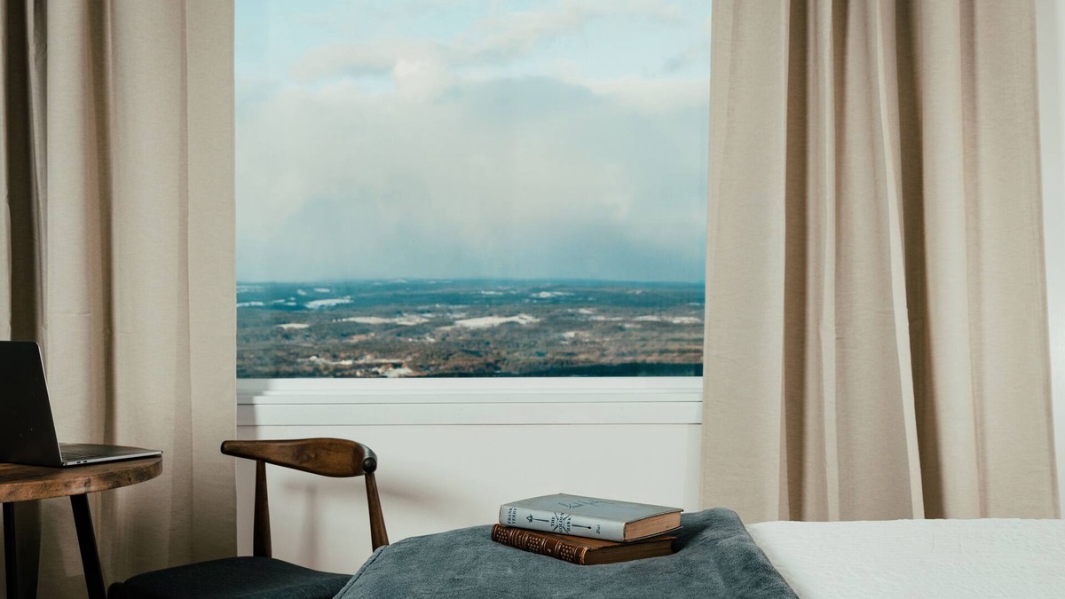 East Windham Hotel | The Perch Hotel