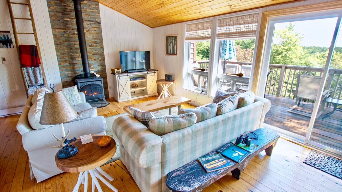 Arden Cottage | The Perch: South-facing Elevated Waterfront Cottage