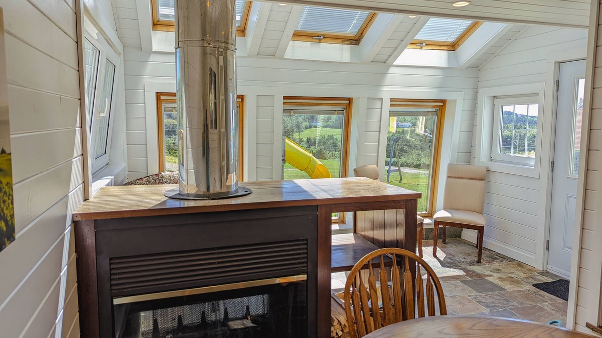 Inverness House | The perfect getaway home for families or large groups!