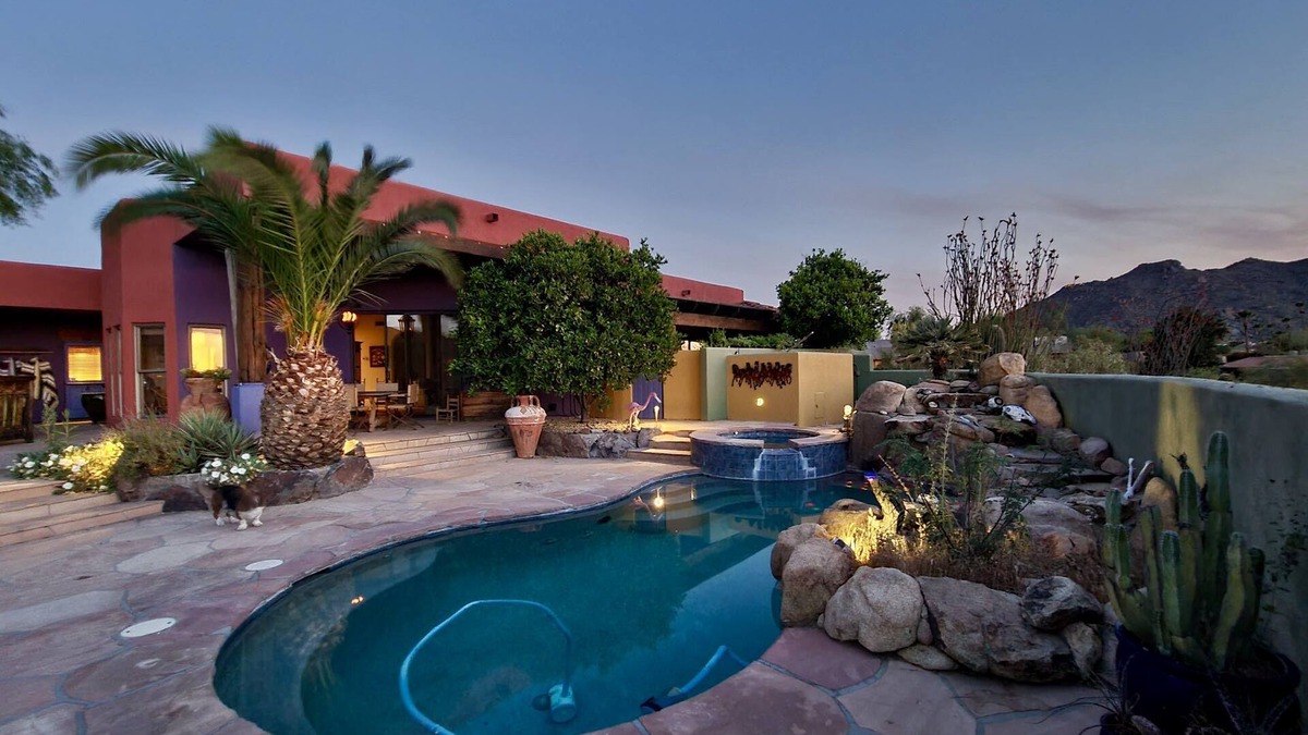 Carefree House | THE PERFECT HOME: THE BEST!nPrivate,Immaculate,Pool/Spa,Views,Easy walk to Town!