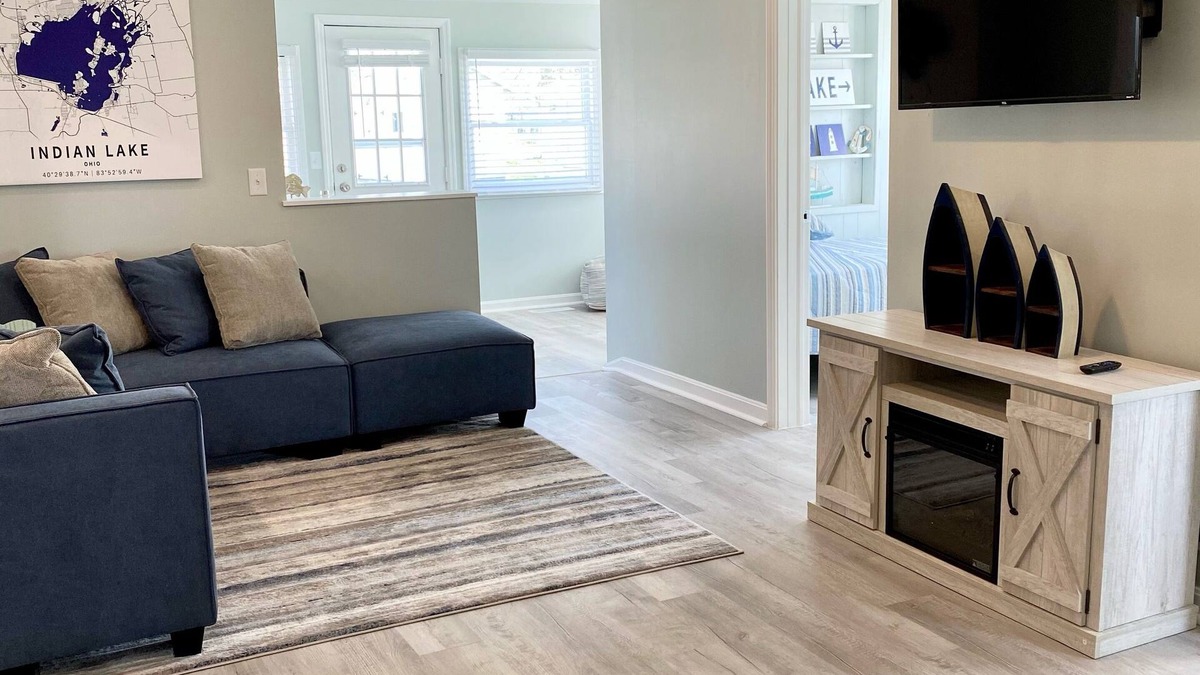 Russells Point House | The Perfect Indian Lake Cozy Cottage Getaway