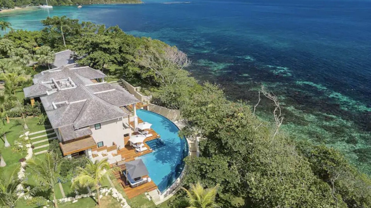 Ocho Rios House | The Perfect Jamaican vacation home for everyone.