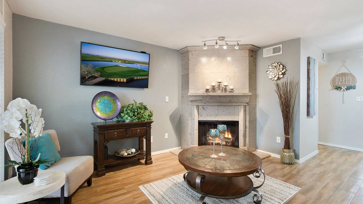 Marble Condo | The Perfect Rental for Your Lifestyle! Pet-Friendly @ Old Town Scottsdale