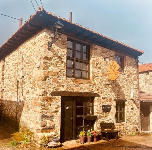 Rabanal del Camino Bed & Breakfast | The Pilgrim Stone - Vegan B&B