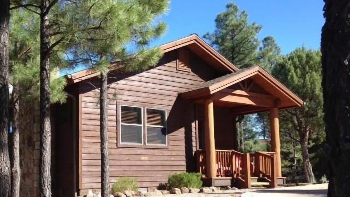 Torreon House | The Pine Cone Casita - Relax & Enjoy the Ponderosa Mountain Country of Arizona!