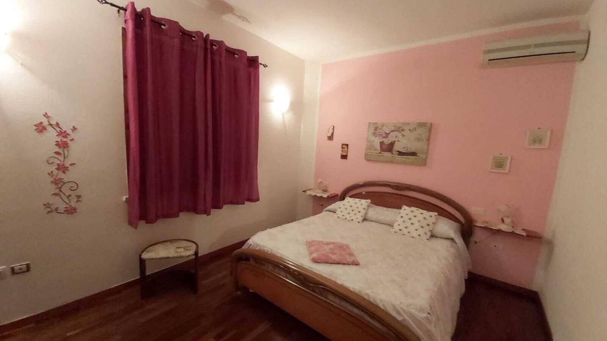 Monserrato Apartment | THE PINK HOUSE - LOVELY TWO-ROOM APARTMENT IN THE HINTERLAND OF CAGLIARI