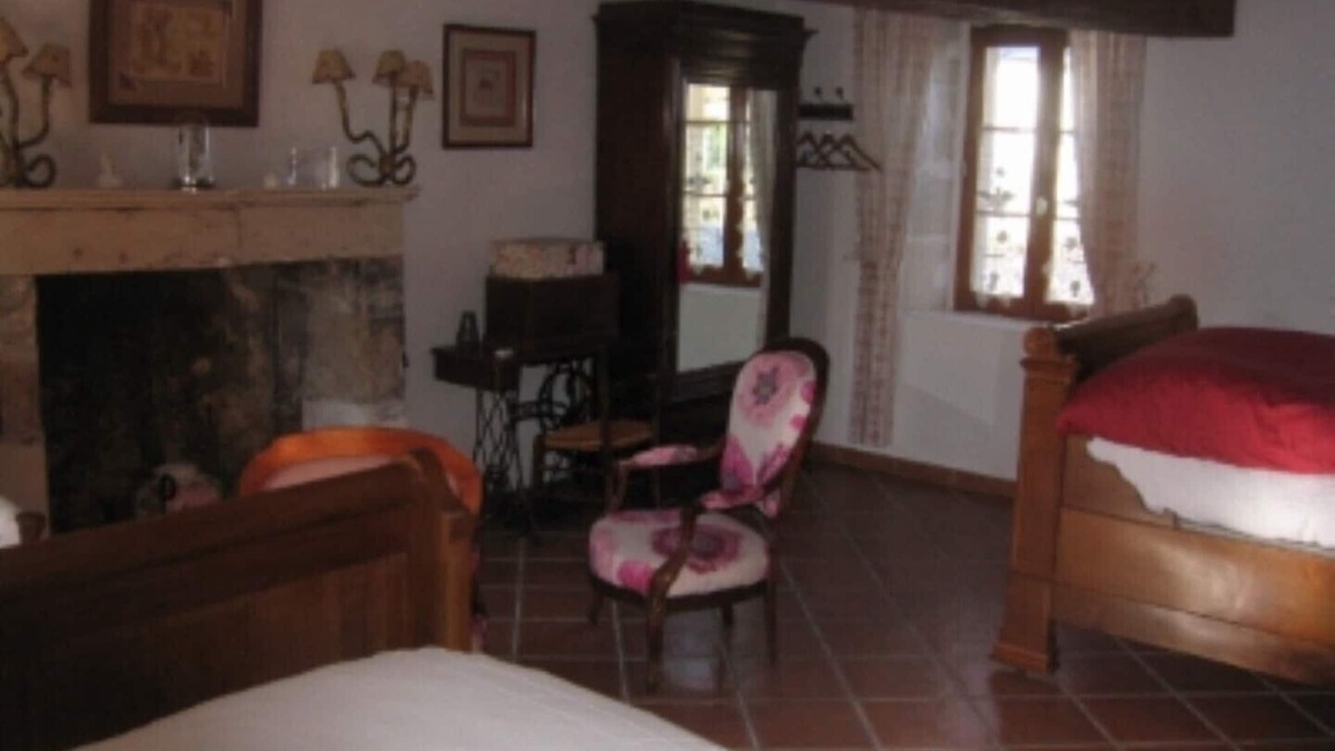 Azay-le-Ferron House | THE PINK ROOM *