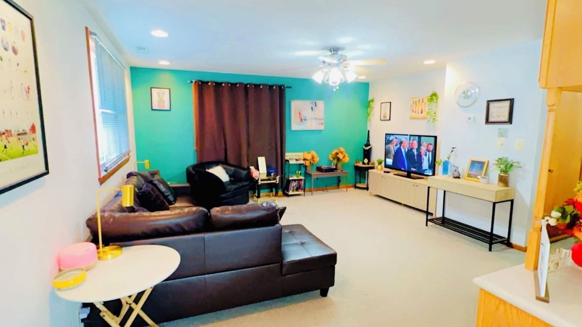 New Philadelphia Apartment | The pLace in Dover