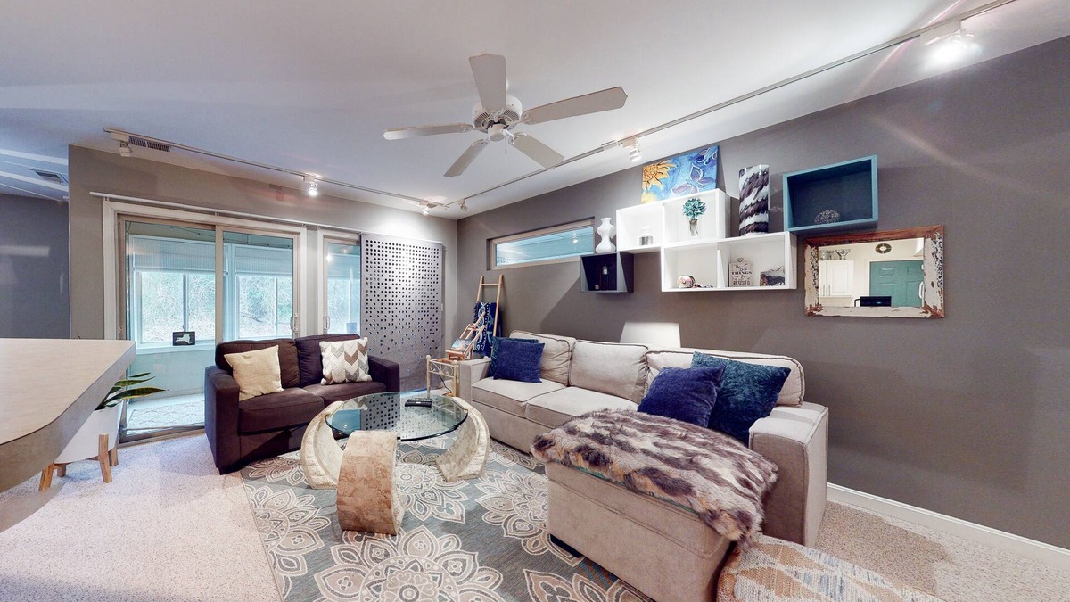 Plantations East House | The Plantations condo with sunroom - near beach